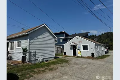 811 & 813 E Fairhaven Avenue, Burlington, WA 98233 - Photo 3