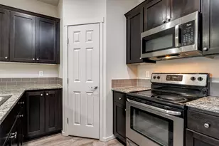 1427 NE 83rd Dr, Vancouver, WA 98665 - Photo 7