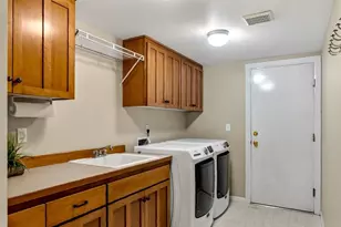 2401 Lyons Ave NE, Renton, WA 98059 - Photo 23