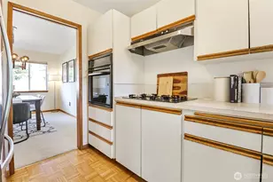 12635 SE 54th St, Bellevue, WA 98006 - Photo 15