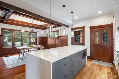 3258 14th Avenue W, Seattle, WA 98119 - Photo 15