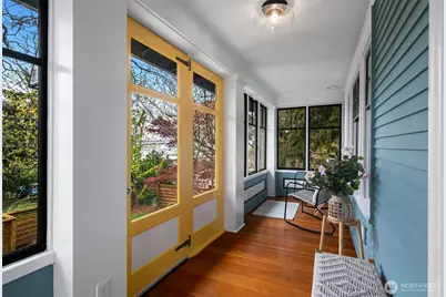 3258 14th Avenue W, Seattle, WA 98119 - Photo 3