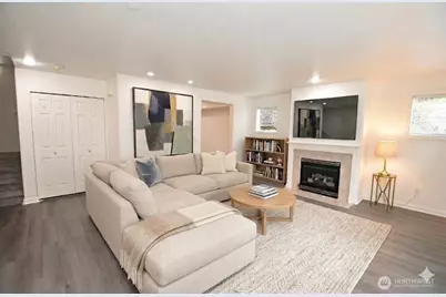16230 3rd Avenue SE #A1, Bothell, WA 98012 - Photo 3