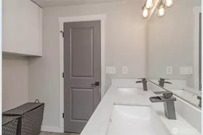 17224 E 10th Ave, Spanaway, WA 98387 - Photo 19