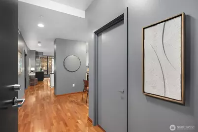2716 Elliott Avenue #402, Seattle, WA 98121 - Photo 21