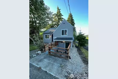 1448 17th Street, Bremerton, WA 98337 - Photo 1