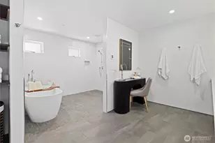 6304 Lakeview Dr, Kirkland, WA 98033 - Photo 21