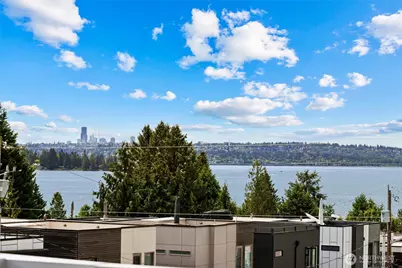 6304 Lakeview Drive, Kirkland, WA 98033 - Photo 3