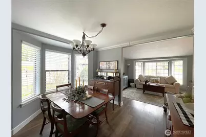 1203 25th Avenue SE, Puyallup, WA 98374 - Photo 5