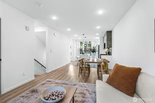 12510 35th Ave NE, Seattle, WA 98125 - Photo 11