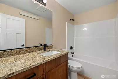 945 NW Heller Street #C2, Oak Harbor, WA 98277 - Photo 25