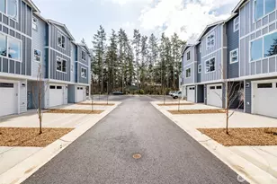 945 NW Heller St, Oak Harbor, WA 98277 - Photo 35