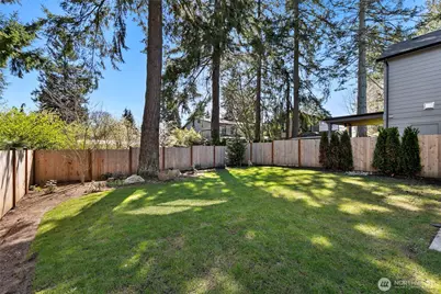 13017 NE 113th St #1, Kirkland, WA 98033 - Photo 33