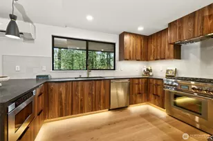 22016 Vine Rd, Brier, WA 98036 - Photo 11