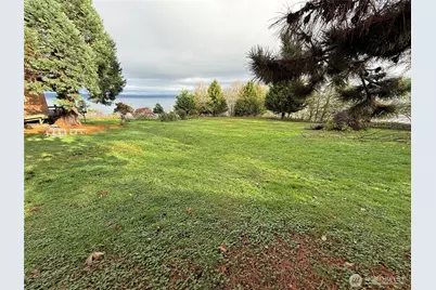 25 E Port Gardner Drive, Everett, WA 98206 - Photo 9