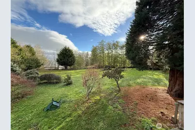 25 E Port Gardner Drive, Everett, WA 98206 - Photo 7