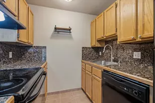 14344 N Stone Ave, Seattle, WA 98133 - Photo 9