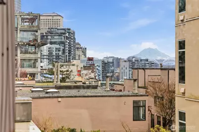 2030 Western Avenue #614, Seattle, WA 98121 - Photo 25