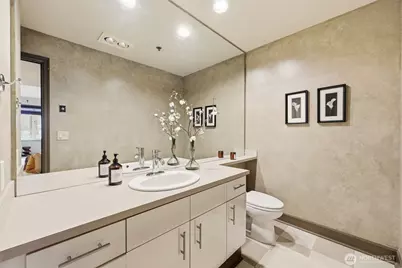 2030 Western Avenue #614, Seattle, WA 98121 - Photo 27