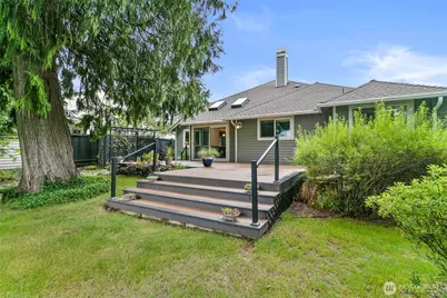 25242 Lake Wilderness Country Club Drive SE, Maple Valley, WA 98038 - Photo 27