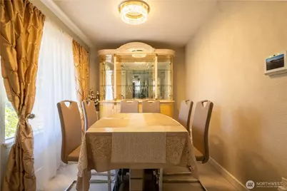 12022 SE 223rd Dr, Kent, WA 98031 - Photo 9