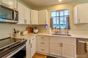 3721 Page St, Port Angeles, WA 98362 - Photo 9