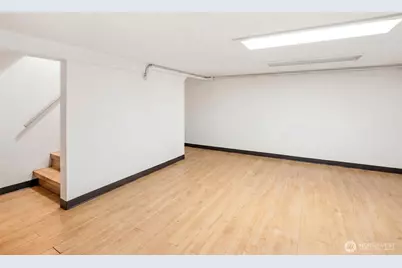 337 Park Avenue N, Renton, WA 98057 - Photo 17