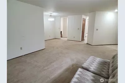 28718 207th Avenue SE, Kent, WA 98042 - Photo 9