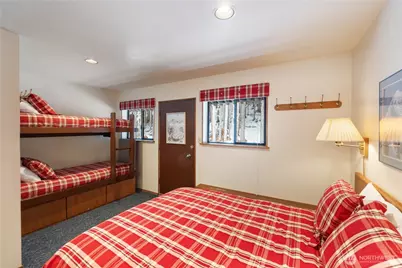 33613 E Crystal Mountain Boulevard #524, Enumclaw, WA 98022 - Photo 11