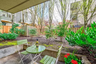 566 Prospect Street #108, Seattle, WA 98109 - Photo 13