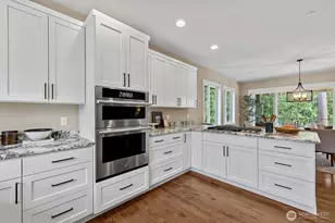 12009 SE 81st Ln, Newcastle, WA 98056 - Photo 15