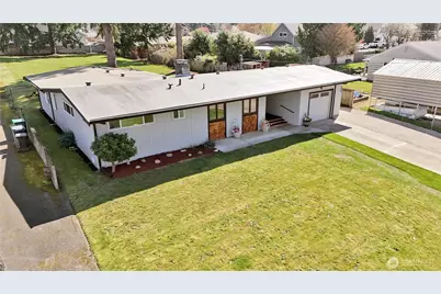 8021 47th Avenue NE, Marysville, WA 98270 - Photo 3