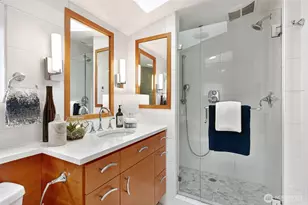 8401 Linden Ave N, Seattle, WA 98103 - Photo 23