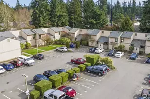 10045 NE 138th Pl, Kirkland, WA 98034 - Photo 3