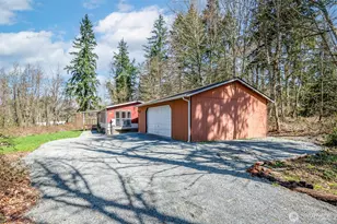 8511 361st St E, Eatonville, WA 98328 - Photo 21