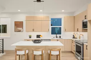 2647 B NW 63rd St, Seattle, WA 98107 - Photo 5