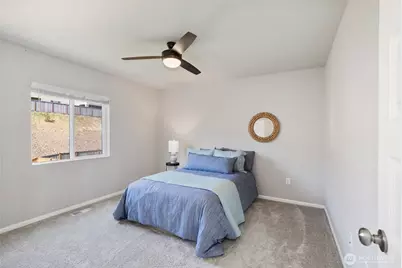 1324 Baker Heights Loop, Bremerton, WA 98312 - Photo 23