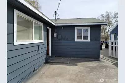 2614 W Texas Street, Moses Lake, WA 98837 - Photo 5