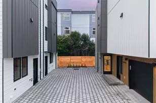 3646 Greenwood Ave N, Seattle, WA 98103 - Photo 33