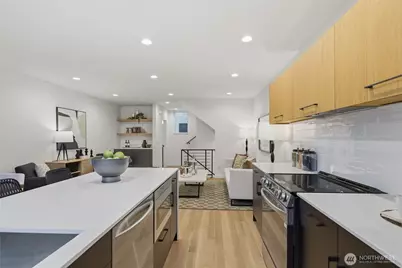 3646 Greenwood Avenue N #B, Seattle, WA 98103 - Photo 15