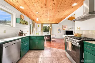 2365 Pine Dr, Ferndale, WA 98248 - Photo 15