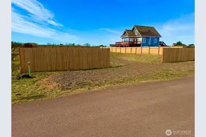 1375 Sand Pebble Avenue SW, Ocean Shores, WA 98569 - Photo 1