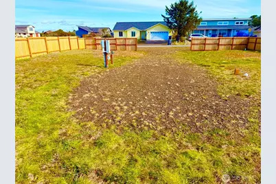 1375 Sand Pebble Avenue SW, Ocean Shores, WA 98569 - Photo 9