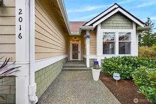 2016 Cascade Ct, Anacortes, WA 98221 - Photo 3
