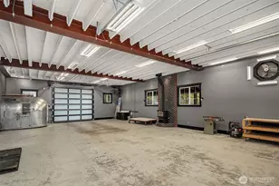 12210 NE 39th St, Bellevue, WA 98005 - Photo 33