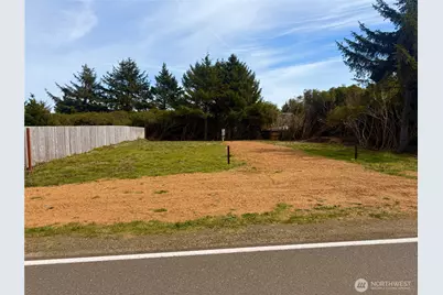 538 Ocean Shores Boulevard NW, Ocean Shores, WA 98569 - Photo 1