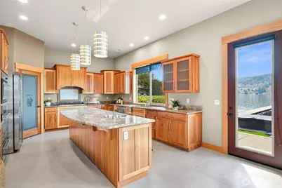 2076 Dellesta Drive, Bellingham, WA 98226 - Photo 13