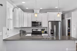 5571 Clearview Dr, Ferndale, WA 98248 - Photo 11