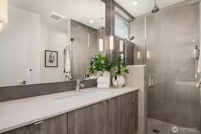 6710 36th Avenue SW #B, Seattle, WA 98126 - Photo 21