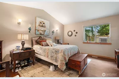 8992 Denise Place NE, Bremerton, WA 98311 - Photo 15